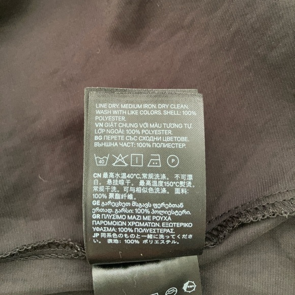 H&M strappy black tank - Picture 6 of 7